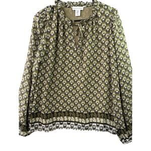 Cupcakes & Cashmere Peasant Blouse – Olive Geometric Print – Size M